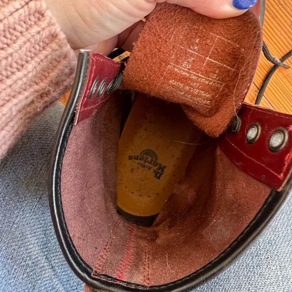 Doc Martens 1460- Size 6
Used- good condition - Picture 4 of 4